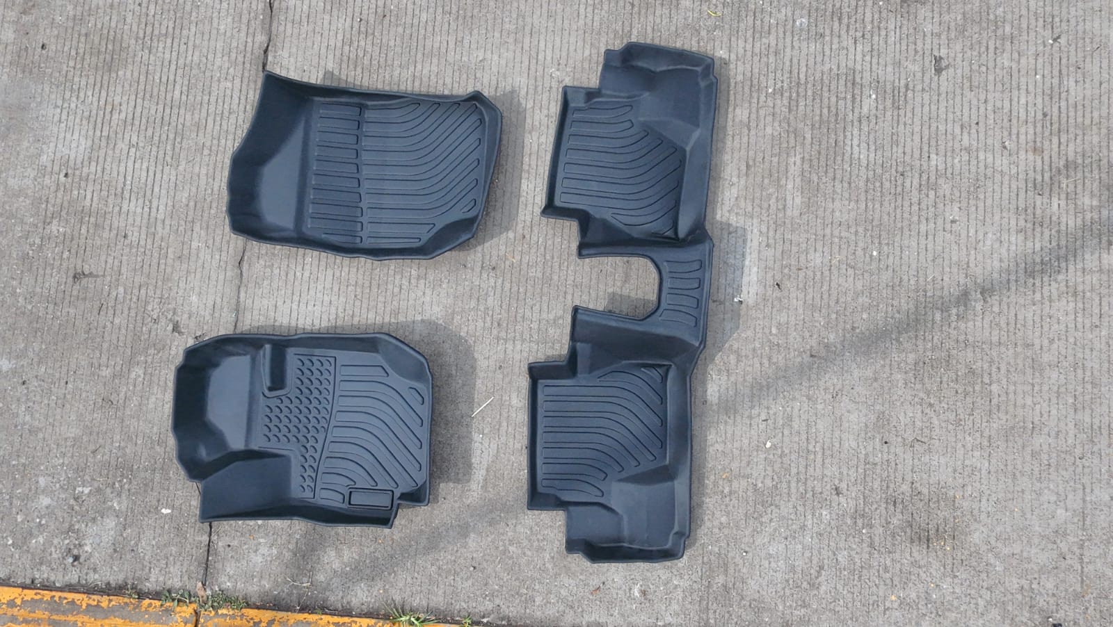 Tapetes para Chevrolet Aveo Sedán 3D - 2024 en adelante ( 4 tapetes ) - Image 8
