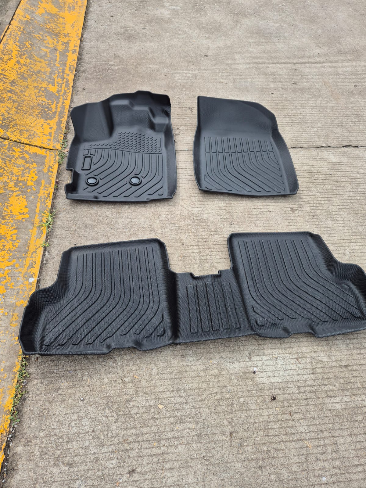 Tapetes para Renault Duster 3D - 2022 en adelante ( 3 piezas ) - Image 4