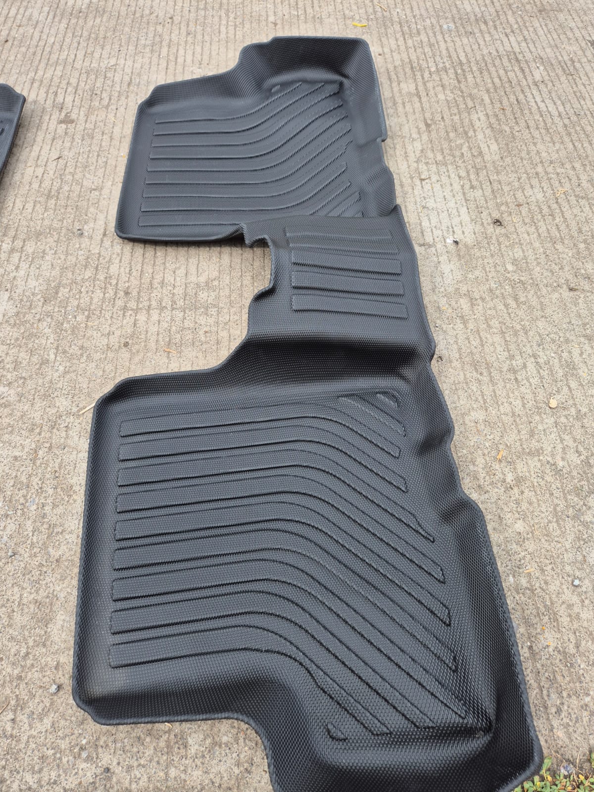 Tapetes para Renault Duster 3D - 2022 en adelante ( 3 piezas ) - Image 3
