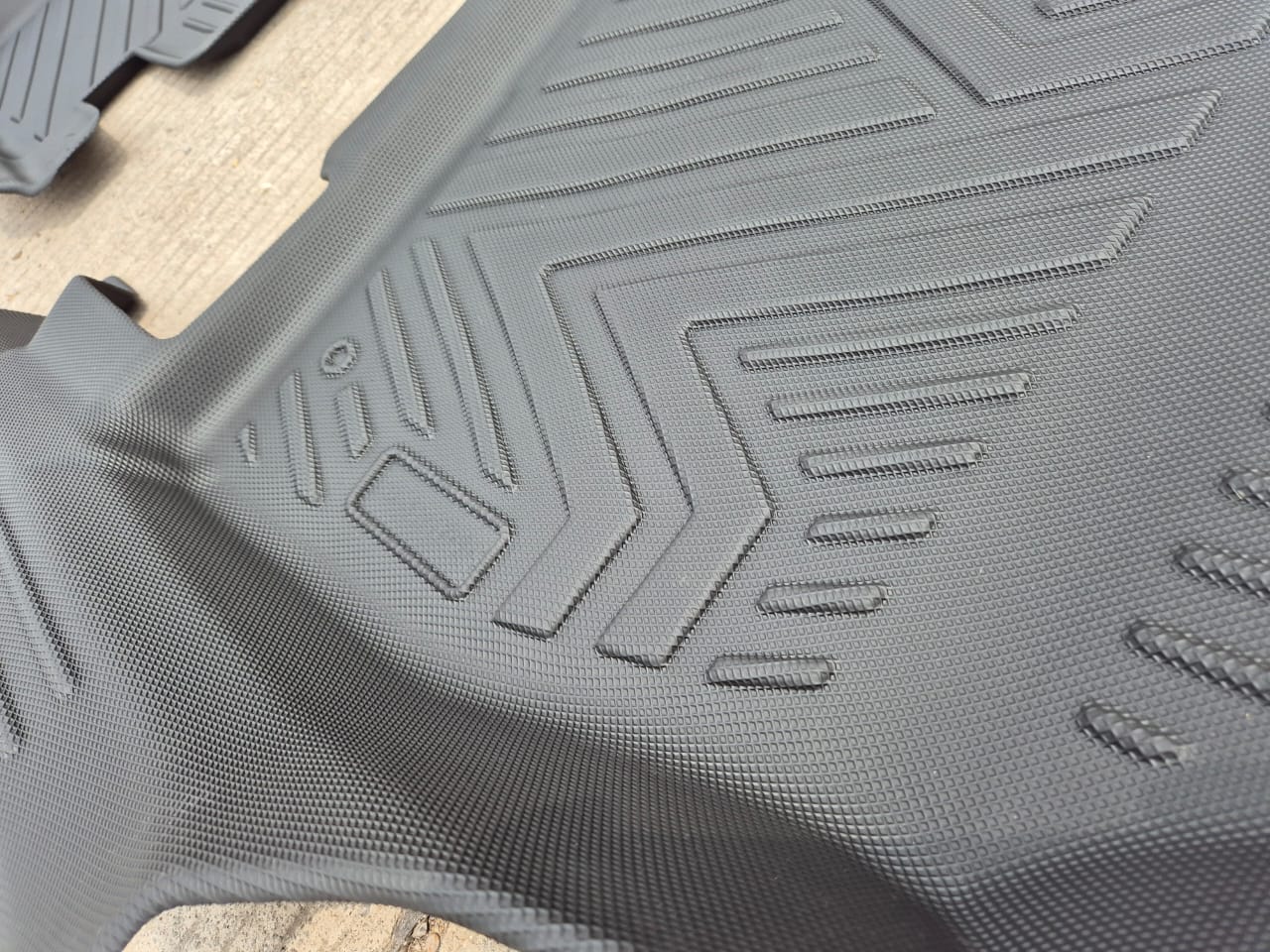 Tapetes para Toyota Avanza 2022 - Image 3