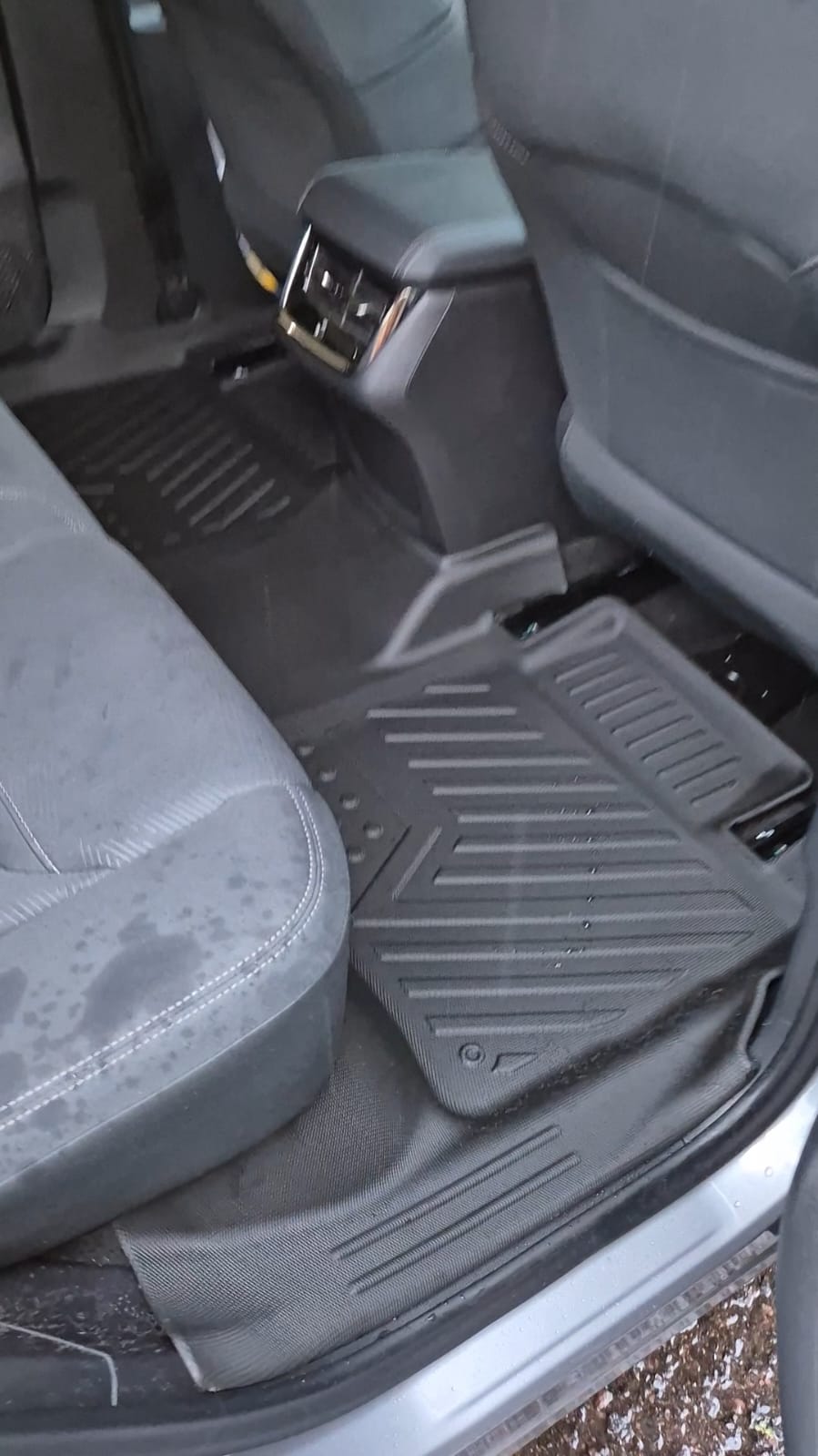 Tapetes para Ford Territory 5D - 2022 en adelante ( 4 píezas ) - Image 9