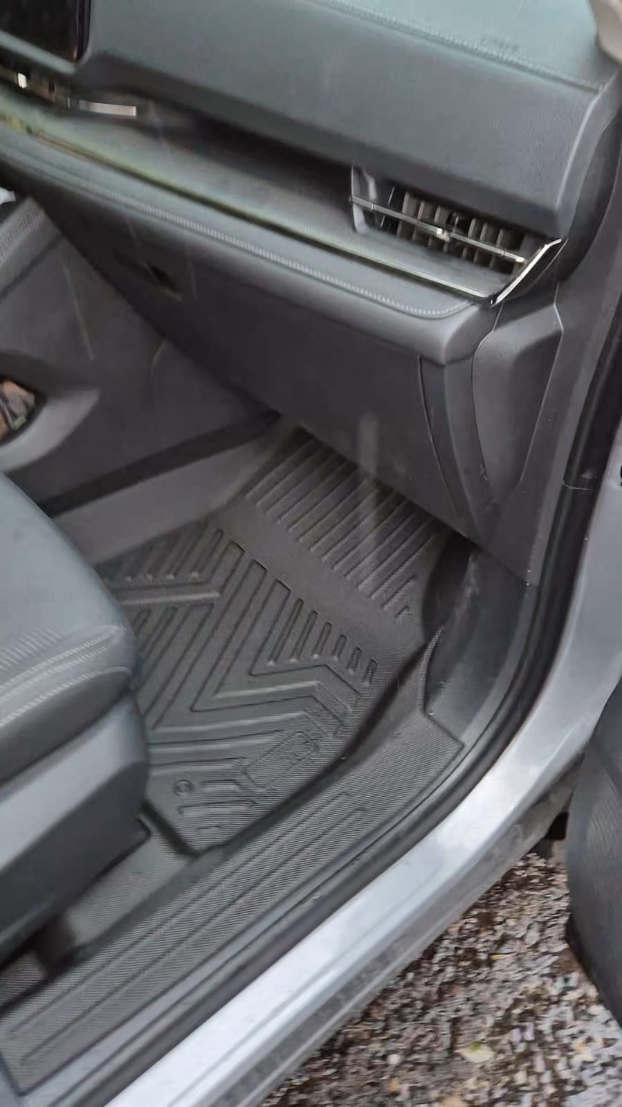 Tapetes para Ford Territory 5D - 2022 en adelante ( 4 píezas ) - Image 8