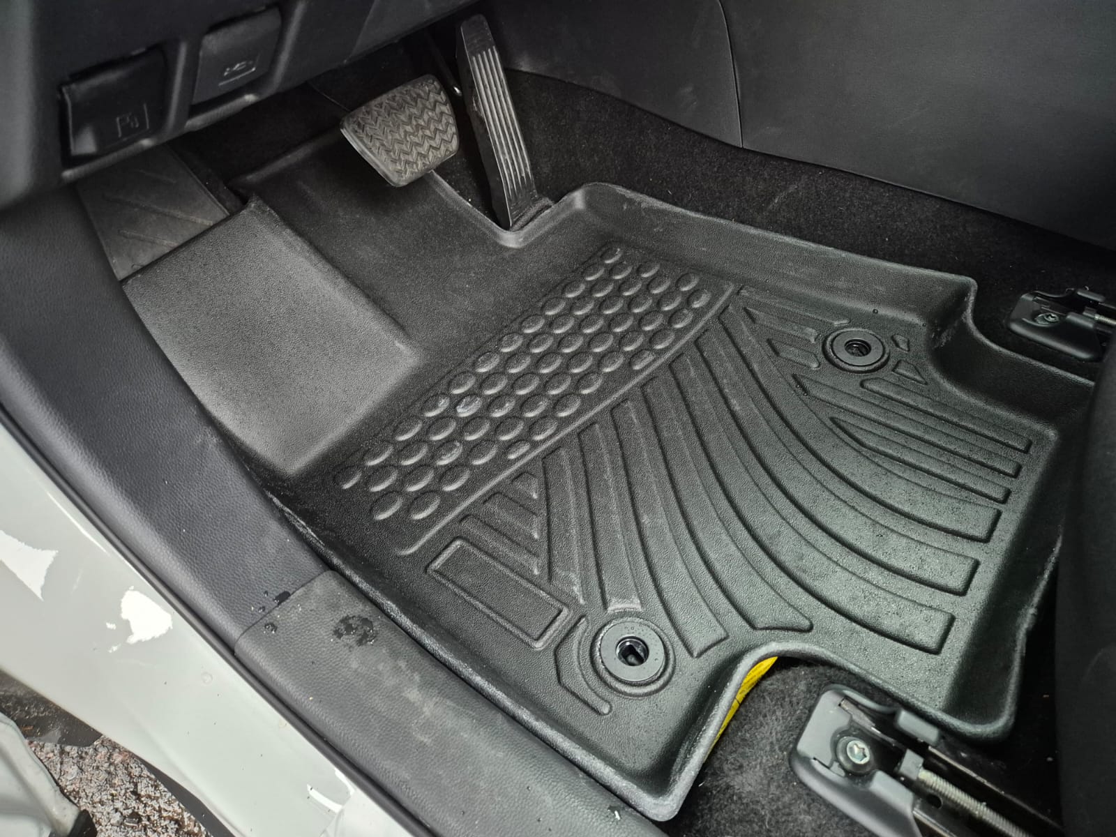 Tapetes para Toyota RAV4 2021-2025 - Image 3